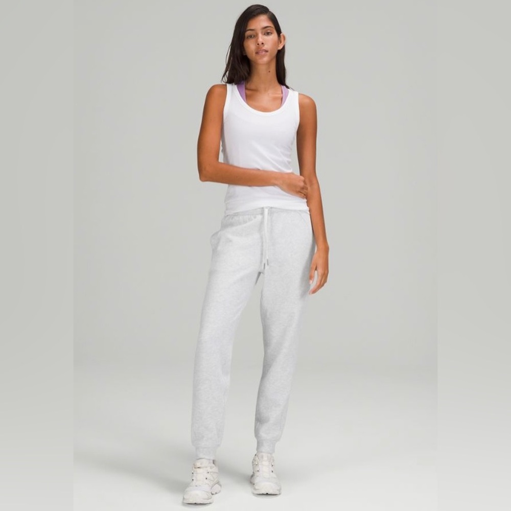 Lululemon scuba high rise Heathered gray joggers